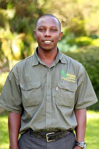 Reiseleiter Robert Matovu