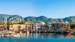 Panaromablick auf den Hafen von Kyrenia Blick auf den Hafen von Kyrenia auf Zypern