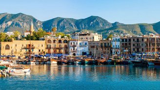 Blick auf den Hafen von Kyrenia auf Zypern