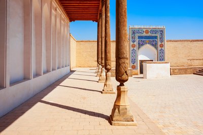 Mit Mosaiken verzierte Ark-Zitalle in der usbekischen Stadt Buchara