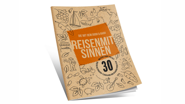 Abbildung des illustrierten Reisemagazin Covers, auf dem inmitten der vielen schwarzen Icons in orange das REISEN MIT SINNEN Logo abgebildet ist.