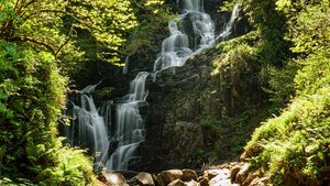 Der Torc Wasserfall in Irland Der Torc Wasserfall in Irland