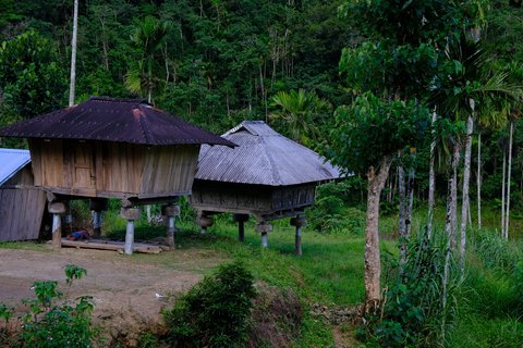 Hütten in Kianga