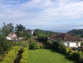 Blick auf die Roça São João auf São Tomé