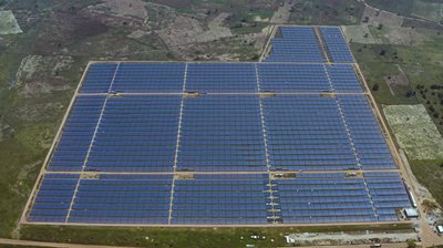 Solaranlagen in Senegal aus der Vogelperspektive