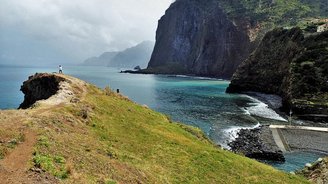 Die Steilküste bei Porto da Cruz auf Madeira