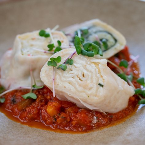 Slowenische Nudeln auf einer Tomatensauce