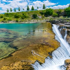 Die Niagarafälle von Cijevna in der Nähe von Podgorica in Montenegro.