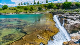 Die Niagarafälle von Cijevna in der Nähe von Podgorica in Montenegro.