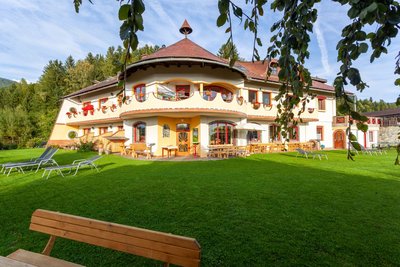 Das Landhaus Arche in der Außenperspektive