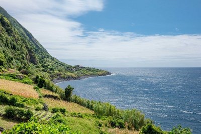 Wanderung an der Südküste von São Jorge