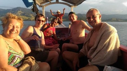 Die Reisegruppe auf Bootstour Die Reisegruppe macht eine Bootstour