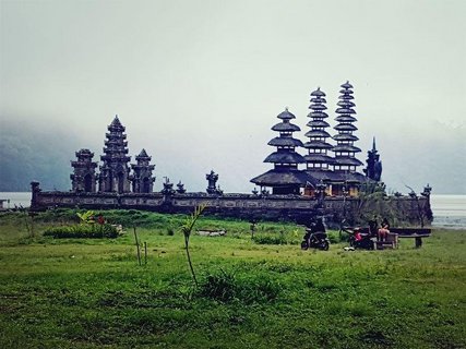 Ein altes Gebäude in Indonesien 