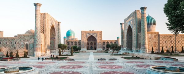 Ein großer Platz in Samarkand