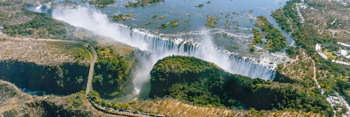 Eine Luftaufnahme der Victoriafälle in Sambia