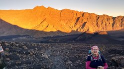 Unser Reisegast Sabine auf den Kapverden Unser Reisegast Sabine bei einer Wanderung auf den Kapverden
