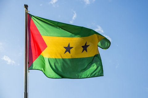 Die Flagge von Sao Tomé und Principé